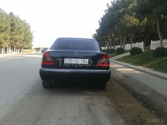 Mercedes C 200 1995, 233,937 km - 2.0 л - Bakı