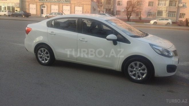 Kia Rio 2011, 130,000 km - 1.4 l - Sumqayıt