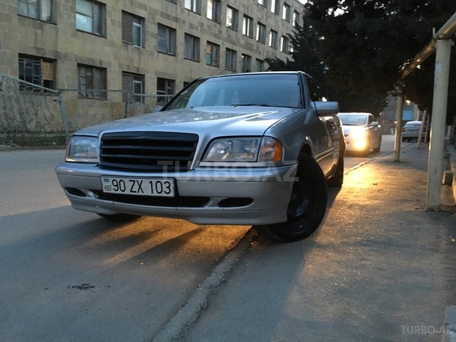 Mercedes C 220 1999, 225,000 km - 2.2 л - Bakı