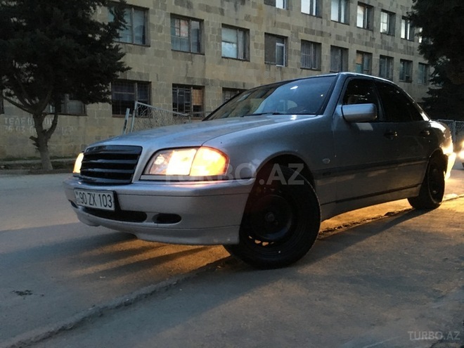 Mercedes C 220 1999, 225,000 km - 2.2 л - Bakı