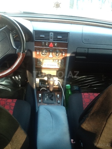 Mercedes C 200 1997, 217,000 km - 2.0 l - Bakı