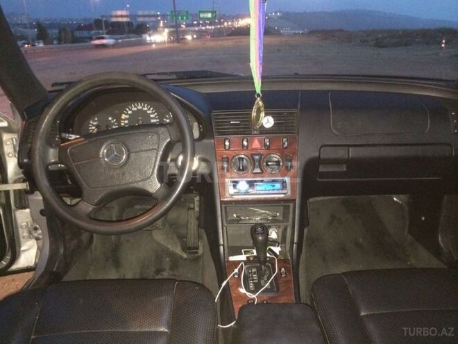 Mercedes C 180 1999, 265,000 km - 1.8 л - Bakı