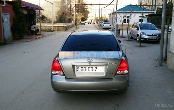 Hyundai Elantra 2001, 201,000 km - 2.0 l - Bakı