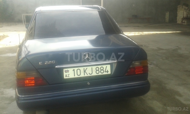 Mercedes E 200 1987, 220,000 km - 2.0 l - Şəmkir