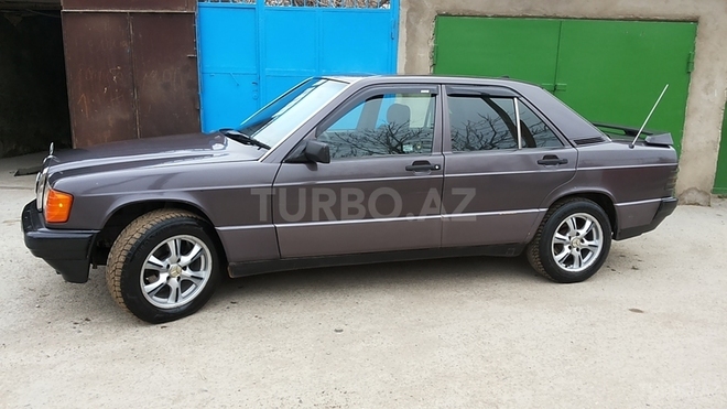Mercedes 190 1993, 400,000 km - 2.0 l - Bakı