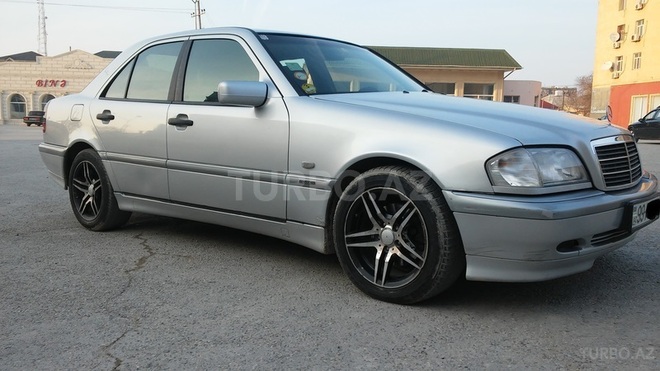 Mercedes C 220 1998, 232,000 km - 2.2 l - Bakı