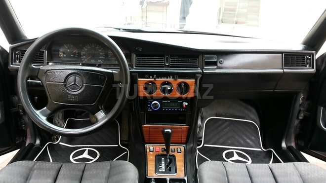 Mercedes 190 1993, 400,000 km - 2.0 l - Bakı