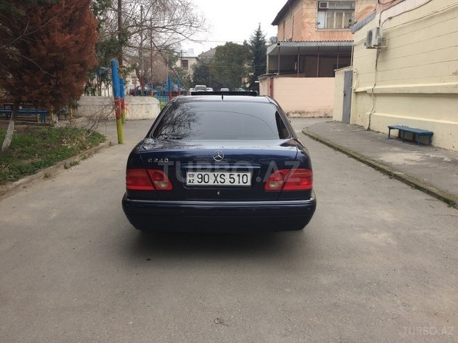 Mercedes E 240 1999, 185,000 km - 2.4 л - Bakı