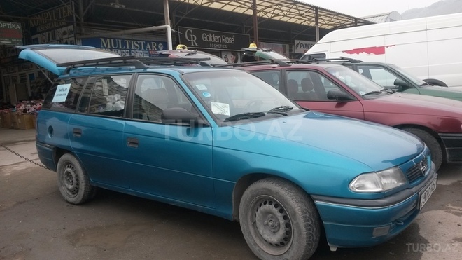 Opel Astra 1995, 350,000 km - 1.6 л - Bakı