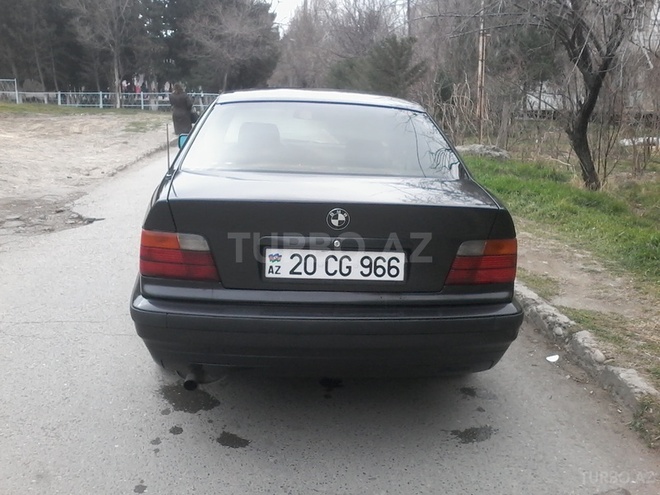 BMW 316 1992, 300,000 km - 1.6 l - Sumqayıt