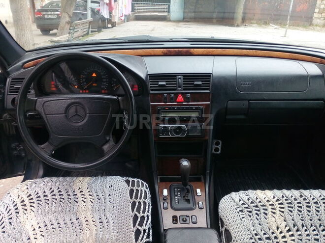 Mercedes C 240 1998, 255,500 km - 2.4 l - Bakı