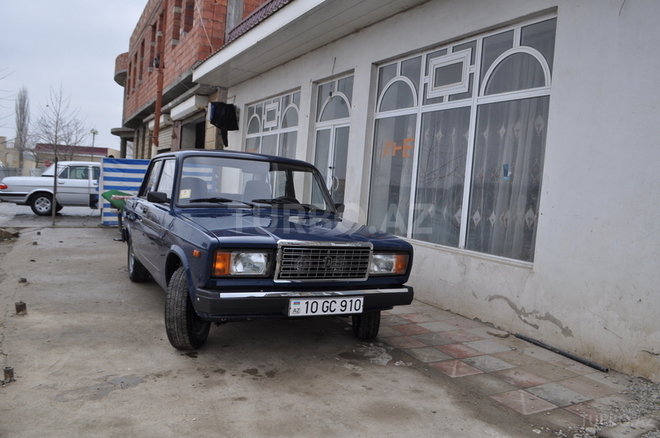 LADA (VAZ) 2107 2009, 88,000 km - 1.6 l - Şabran