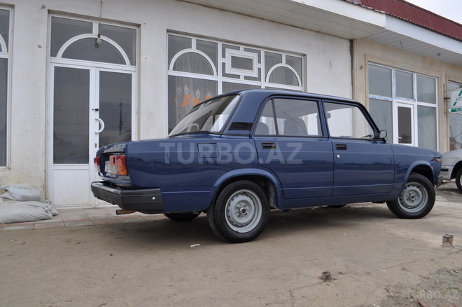 LADA (VAZ) 2107 2009, 88,000 km - 1.6 l - Şabran