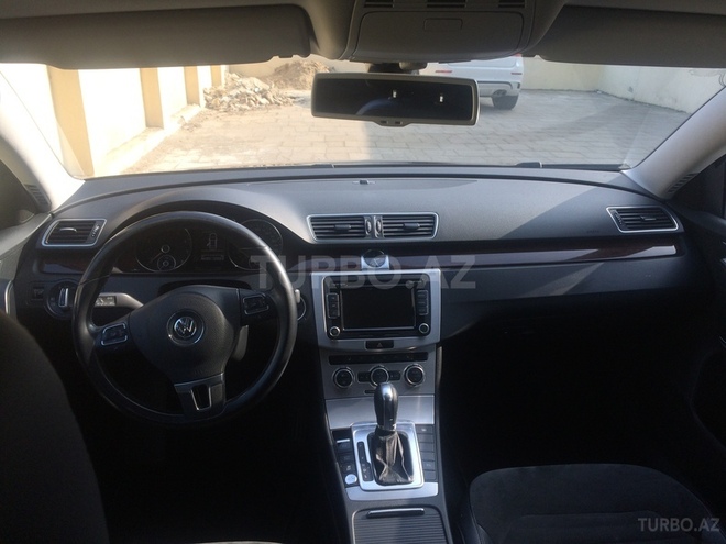 Volkswagen Passat 2012, 95,000 km - 1.6 l - Sumqayıt