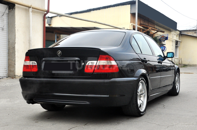 BMW 320 2004, 138,000 km - 2.2 l - Bakı