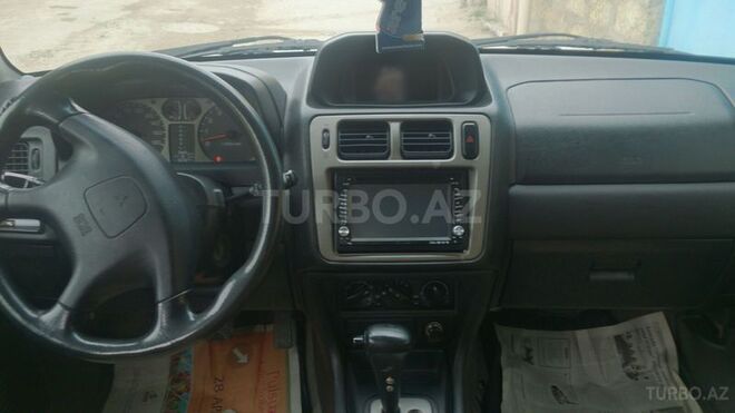 Mitsubishi Pajero io 1999, 220,000 km - 1.8 l - Bakı
