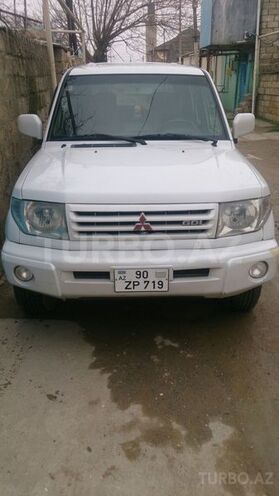Mitsubishi Pajero io 1999, 220,000 km - 1.8 l - Bakı