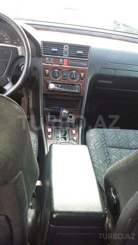 Mercedes C 180 1995, 200,000 km - 1.8 l - Bakı
