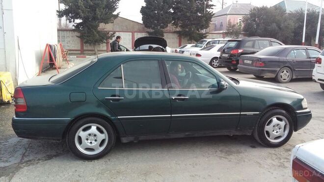 Mercedes C 180 1995, 200,000 km - 1.8 l - Bakı