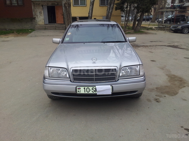 Mercedes C 230 1997, 220,000 km - 2.3 l - Bakı