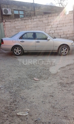 Mercedes C 180 1994, 335,000 km - 1.8 l - İsmayıllı