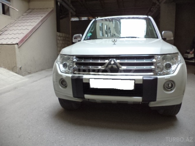 Mitsubishi Pajero 2011, 90,500 km - 3.5 л - Bakı