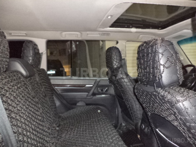Mitsubishi Pajero 2011, 90,500 km - 3.5 л - Bakı