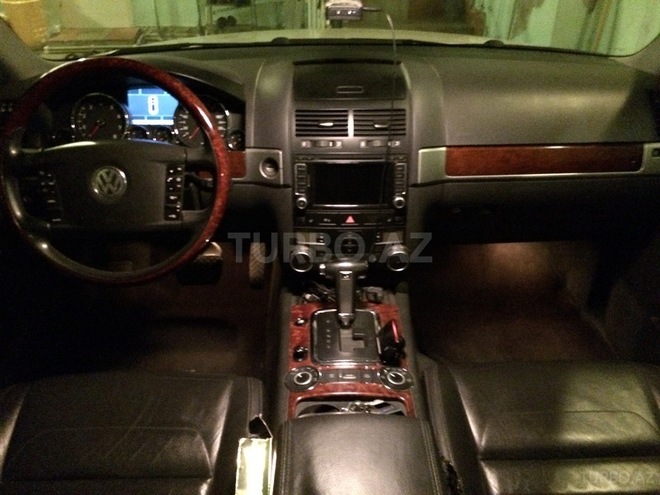 Volkswagen Touareg 2008, 85,000 km - 3.6 л - Bakı