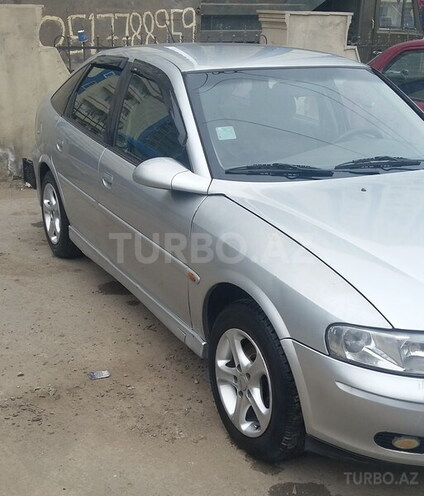 Opel Vectra 1999, 255,000 km - 2.0 l - Bakı