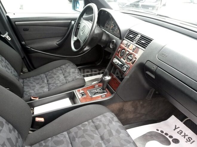 Mercedes C 200 1997, 288,000 km - 2.0 л - Bakı