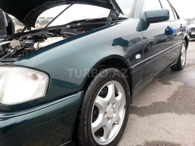 Mercedes C 200 1997, 288,000 km - 2.0 л - Bakı