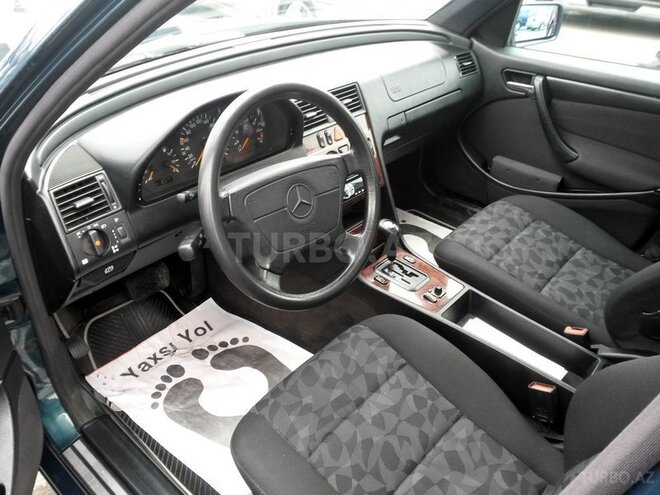 Mercedes C 200 1997, 288,000 km - 2.0 л - Bakı
