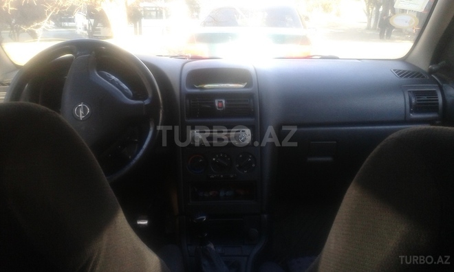 Opel Astra 1999, 195,000 km - 2.0 l - Bakı