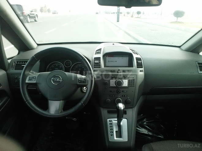 Opel Zafira 2005, 208,000 km - 1.9 l - Bakı