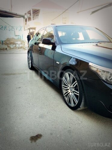 BMW 525 2004, 1,980,000 km - 0.3 l - Bakı
