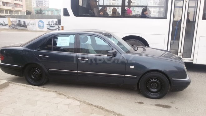 Mercedes E 230 1997, 405,475 km - 2.3 l - Sumqayıt
