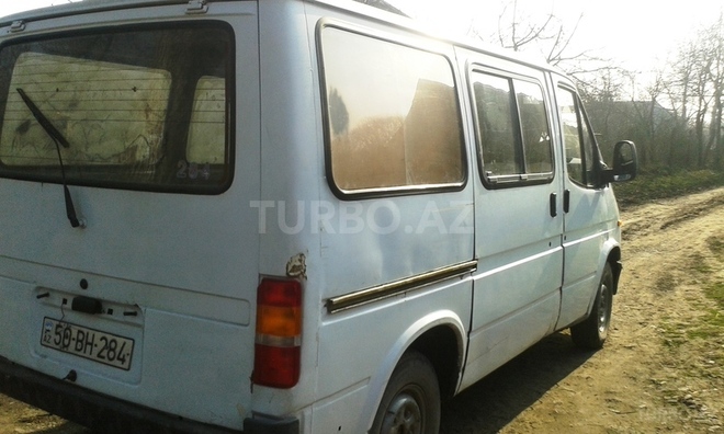 Ford Transit 1991, 350,000 km - 2.5 l - Qax