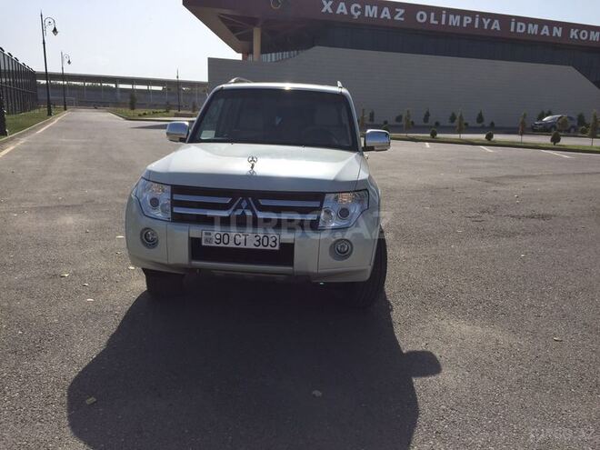 Mitsubishi Pajero 2008, 180,000 km - 3.0 l - Bakı