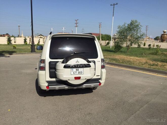 Mitsubishi Pajero 2008, 180,000 km - 3.0 l - Bakı