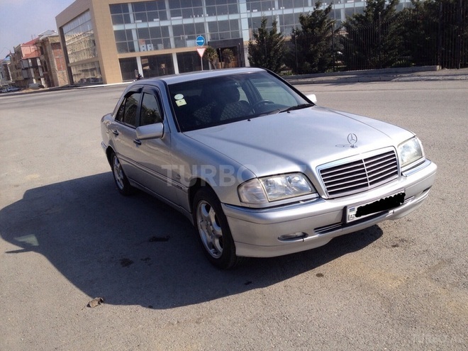 Mercedes C 220 1997, 42,022 km - 2.2 l - Bakı