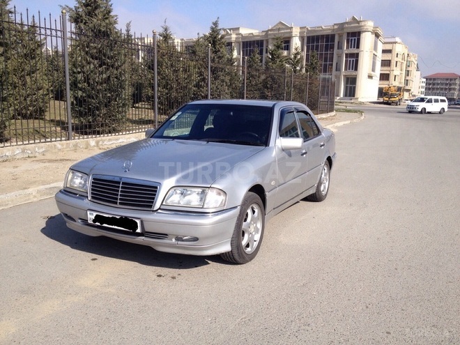 Mercedes C 220 1997, 42,022 km - 2.2 l - Bakı