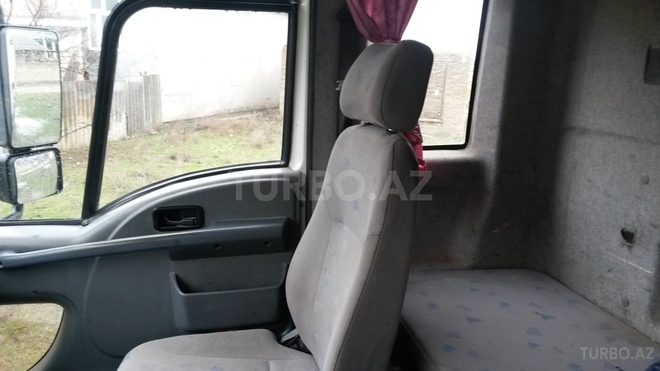 Ford Cargo 2006, 300,000 km - 7.5 l - Mingəçevir