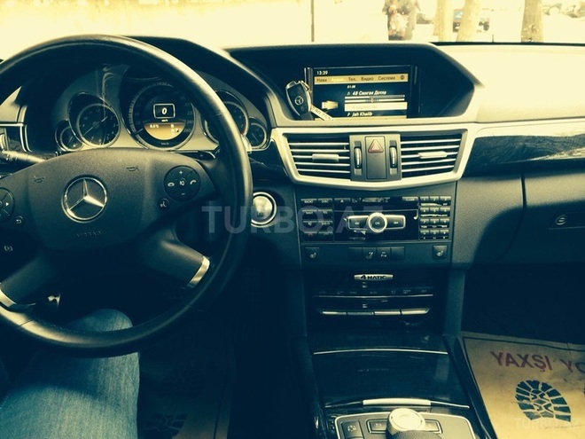 Mercedes E 350 2012, 69,379 km - 3.5 l - Bakı