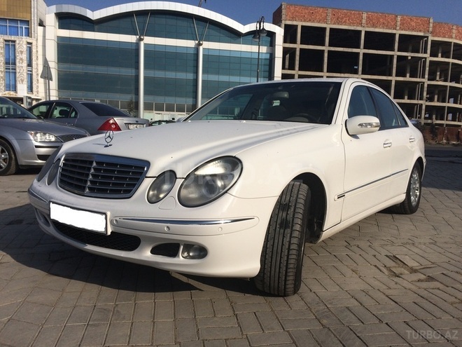 Mercedes E 320 2002, 200,000 km - 3.2 л - Bakı