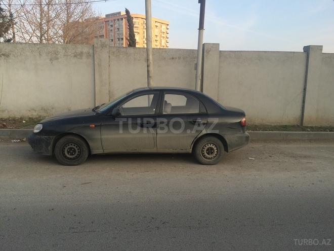 Daewoo Lanos 2010, 142,500 km - 1.3 l - Bakı