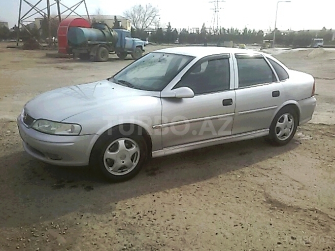 Opel Vectra 1999, 234,000 km - 1.6 l - Sumqayıt