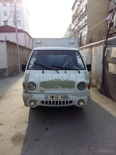 Hyundai H 100 1998, 226,000 km - 2.5 l - Bakı