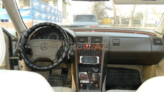 Mercedes C 220 1994, 211,578 km - 2.2 l - Mingəçevir