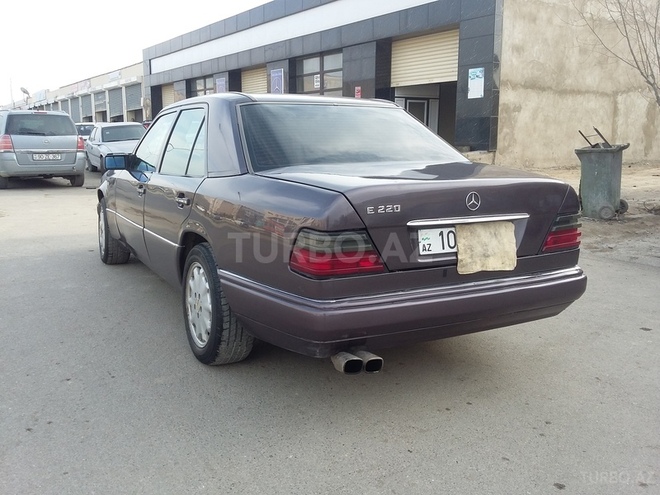 Mercedes E 200 1994, 287,000 km - 2.0 л - Sumqayıt