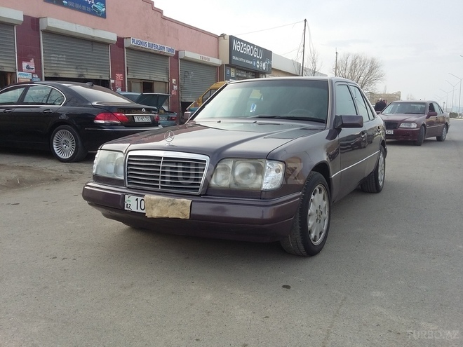 Mercedes E 200 1994, 287,000 km - 2.0 л - Sumqayıt